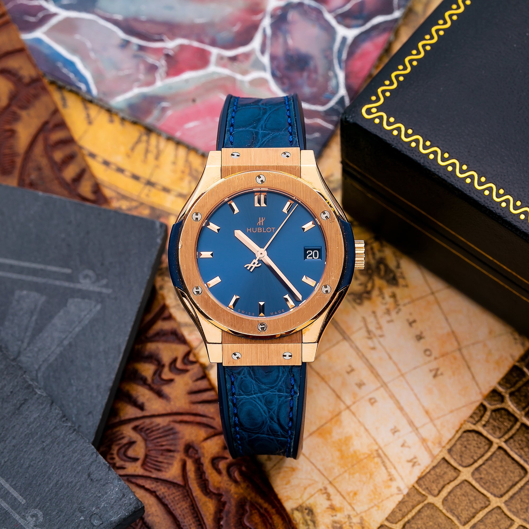 Hublot Classic Fusion 581.OX.7180.LR 33MM Blue Dial With Leather Bracelet