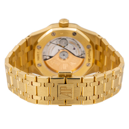 Audemars Piguet Royal Oak Selfwinding 15450BA 37MM White Dial With Yellow Gold Bracelet